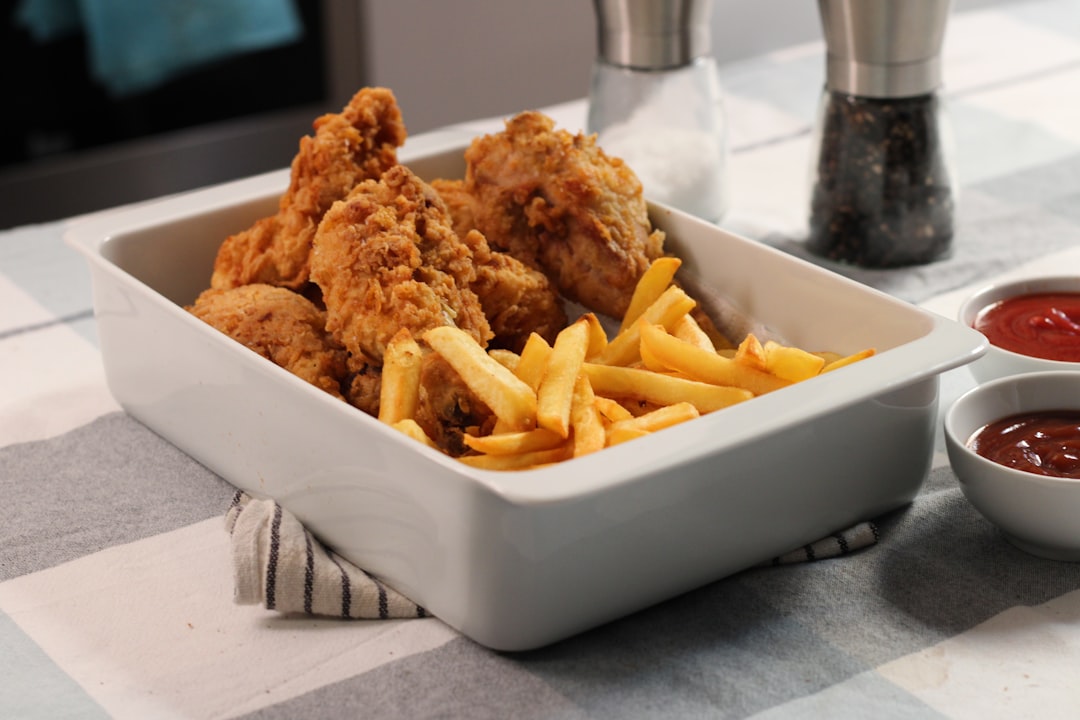 Air fryer wylądował w polskich kuchniach i wiele osób przestało używać piekarnika