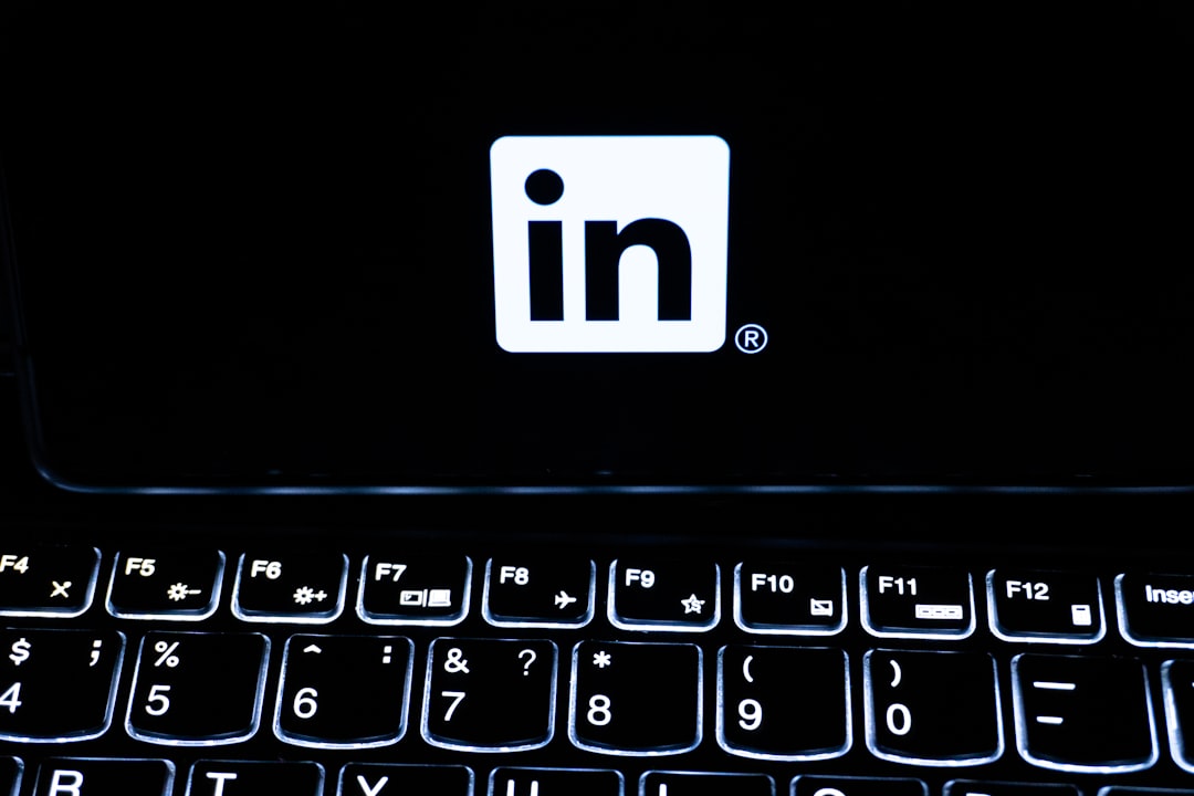 Czy LinkedIn stał się nowym Instagramem? Jak buduje się dziś profesjonalny wizerunek