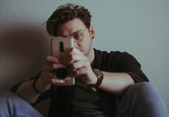 Dlaczego coraz trudniej odciąć się od internetu nawet na chwilę