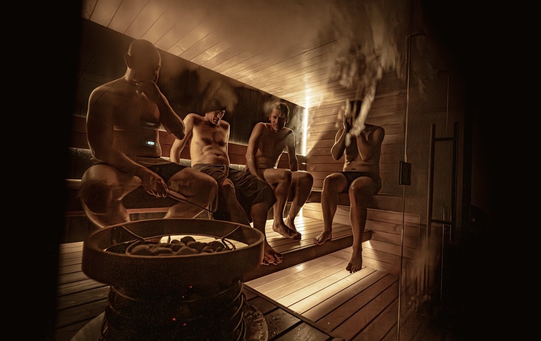 Fenomen saunowania - dlaczego sauna stała się nowym sposobem na reset