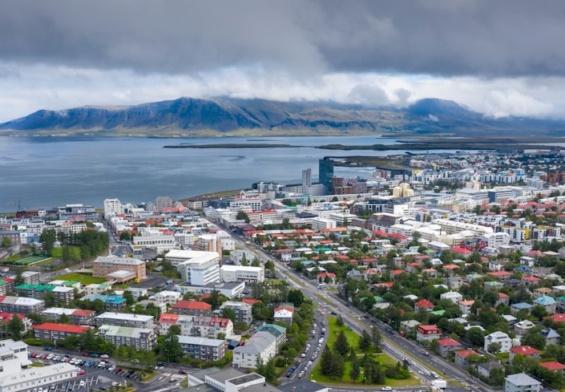 Islandia ogranicza promocję turystyczną przez zbyt dużą liczbę odwiedzających