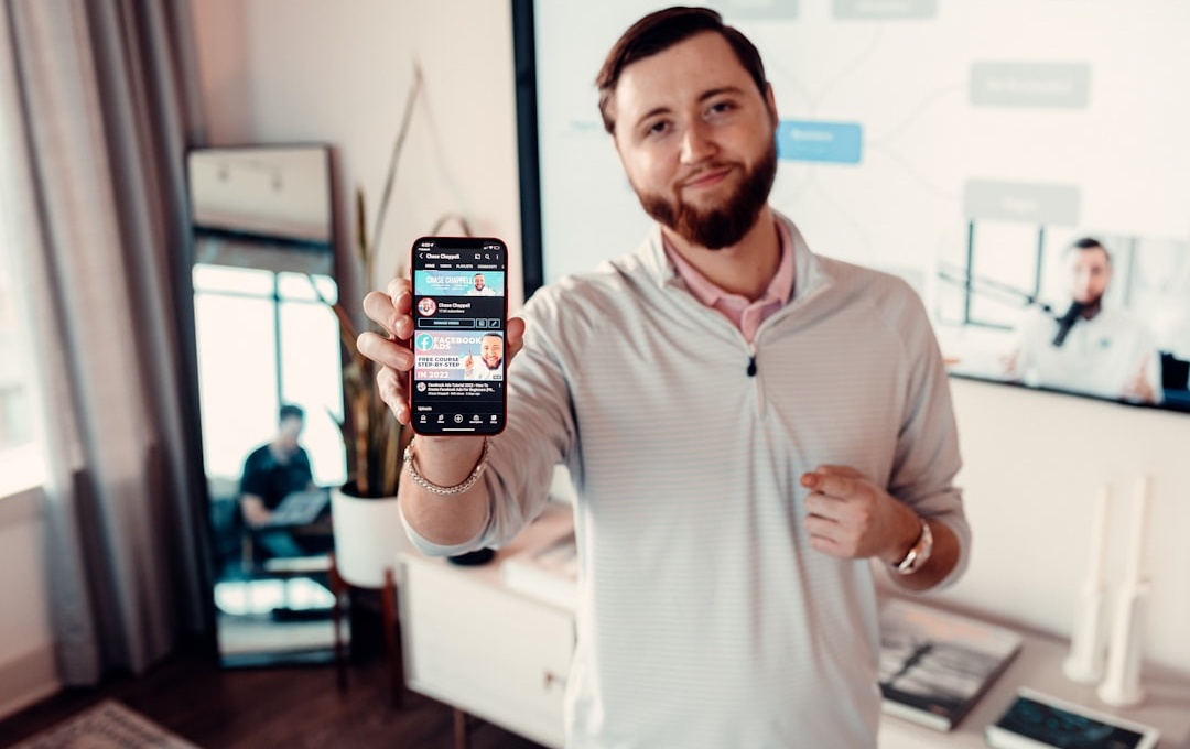Jak TikTok i Instagram napędzają sprzedaż małych biznesów