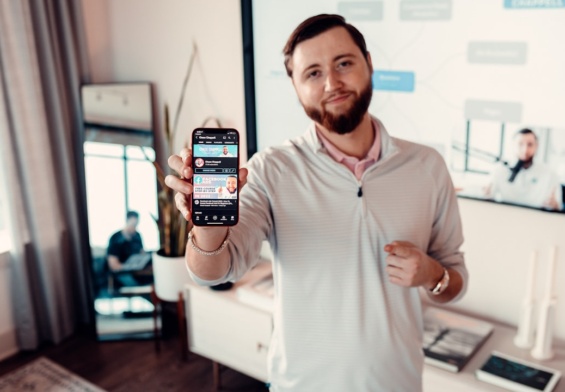 Jak TikTok i Instagram napędzają sprzedaż małych biznesów