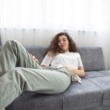 Moda wellness – ubrania, które mają dawać komfort psychiczny, a nie tylko dobrze wyglądać